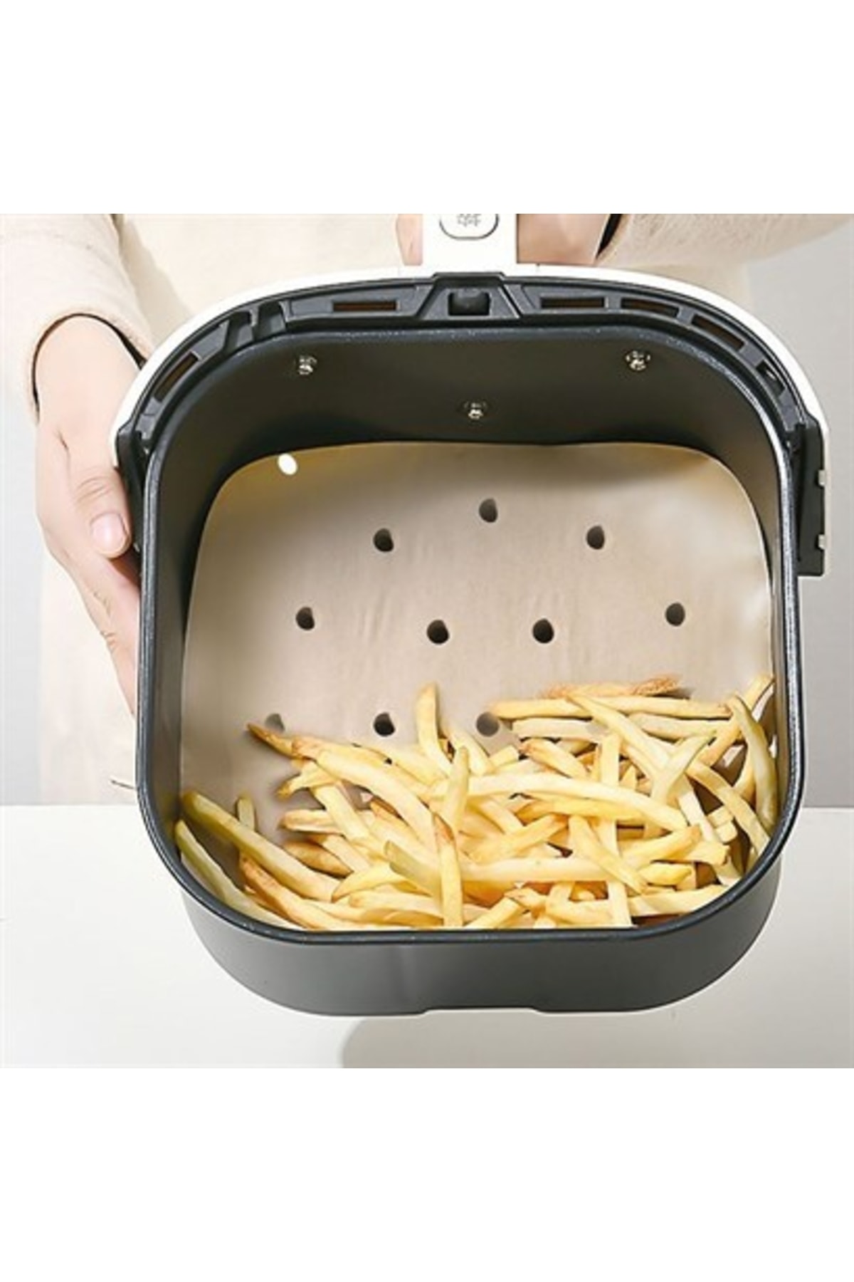 50%20Adet%20Air%20Fryer%20Pişirme%20Kağıdı%20Delikli%20Kare%20Model%20Tek%20Kullanımlık